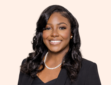 Shané Rhymer headshot