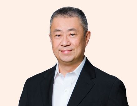 Wangsha Tse headshot